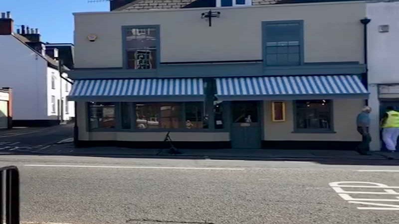 The Goal Of Retractable Awnings Should Be An Investment For Small Businesses